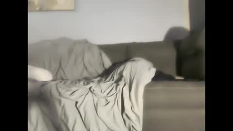 Colocouple online show from December 5, 9:06 am