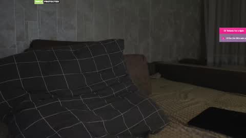 Snapshot of justdomixxx chatting on December 4, 7:00 pm Domi online show from December 4, 7:00 pm