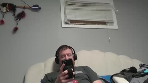 Snapshot of justformeandmyself1234 chatting on December 28, 7:00 am justformeandmyself1234 online show from December 28, 7:00 am