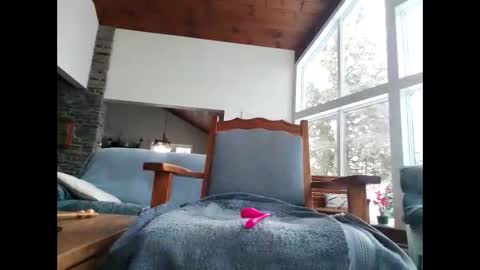 Snapshot of justforyou777770 chatting on December 15, 1:22 pm Gil indpendant model exhibitionnist online show from December 15, 1:22 pm