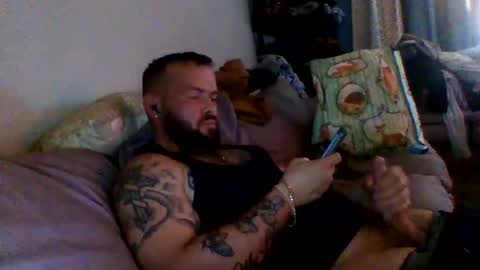 justgrosch4200 online show from September 26, 2:54 pm