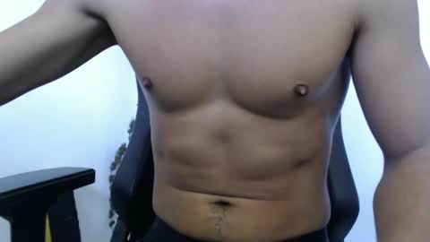 Snapshot of justin__fox chatting on January 27, 3:50 pm justin__fox online show from January 27, 3:50 pm