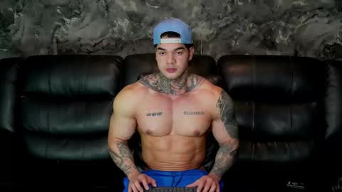 Snapshot of justin_clark1 chatting on March 7, 4:20 am justin clark1 online show from March 7, 4:20 am