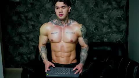 Snapshot of justin_clark1 chatting on March 11, 4:18 am justin clark1 online show from March 11, 4:18 am