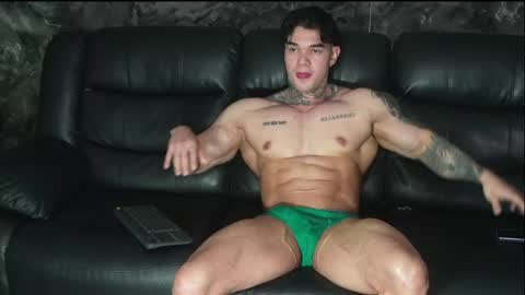 justin clark1 online show from April 29, 4:16 am