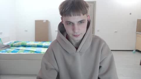 Snapshot of justin_hellboy chatting on December 20, 1:07 pm Justin online show from December 20, 1:07 pm