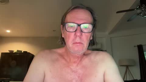 Snapshot of justin_hornyyyy chatting on December 19, 11:34 pm justin_hornyyyy online show from December 19, 11:34 pm
