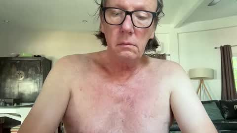 Snapshot of justin_hornyyyy chatting on December 23, 5:05 am justin_hornyyyy online show from December 23, 5:05 am