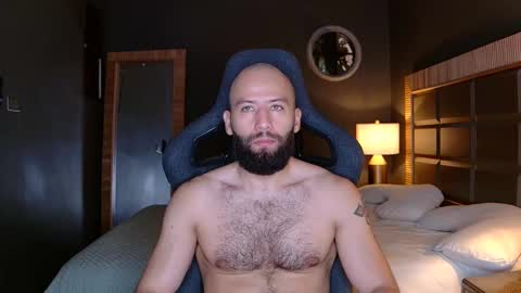 Snapshot of justin_hton chatting on October 30, 11:33 am Justin online show from October 30, 11:33 am