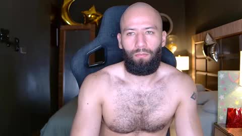 Snapshot of justin_hton chatting on November 11, 12:54 am Justin online show from November 11, 12:54 am