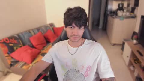 Snapshot of justin_stark1 chatting on November 6, 10:21 pm Diego online show from November 6, 10:21 pm