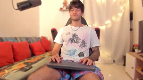 Snapshot of justin_stark1 chatting on December 2, 9:54 pm Diego online show from December 2, 9:54 pm