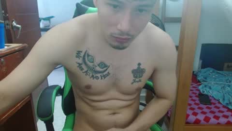 Snapshot of justin_taylor02 chatting on October 2, 2:57 pm justin_taylor02 online show from October 2, 2:57 pm