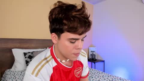 Snapshot of justinbiler chatting on December 19, 4:13 am Justin online show from December 19, 4:13 am