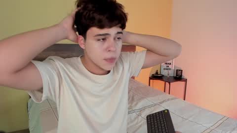 Snapshot of justinbiler chatting on February 1, 12:26 pm Justin online show from February 1, 12:26 pm