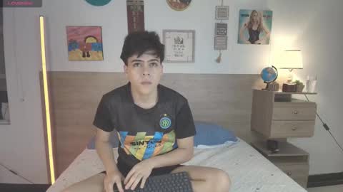 Snapshot of justinbiler chatting on September 20, 12:39 pm Justin online show from September 20, 12:39 pm