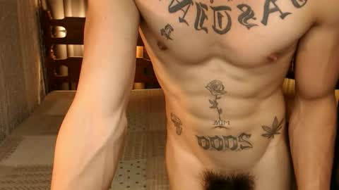 justine_hunk online show from March 10, 7:10 am