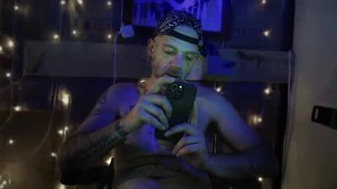 Snapshot of justinmoore1987 chatting on January 25, 11:13 am justinmoore1987 online show from January 25, 11:13 am