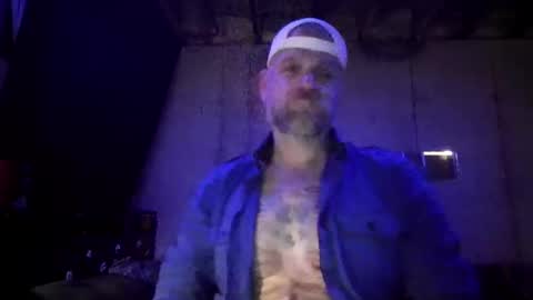 Snapshot of justinmoore1987 chatting on December 5, 7:54 pm justinmoore1987 online show from December 5, 7:54 pm