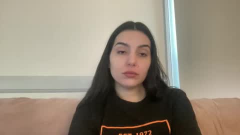 Jess online show from December 18, 7:52 pm