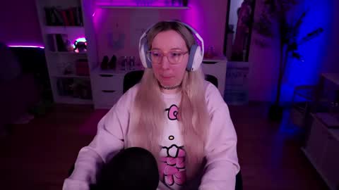 Snapshot of justkerryx chatting on January 27, 9:13 am Kerry online show from January 27, 9:13 am