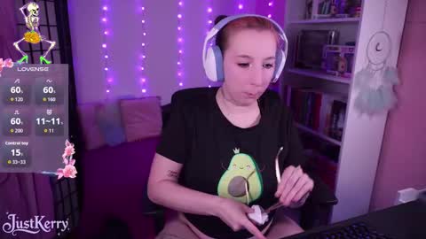 Snapshot of justkerryx chatting on October 26, 9:04 am Kerry online show from October 26, 9:04 am