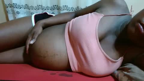 Snapshot of justlhot chatting on March 7, 10:35 am Justlhot online show from March 7, 10:35 am