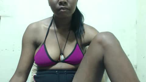 Snapshot of justlhot chatting on November 8, 1:17 am Justlhot online show from November 8, 1:17 am