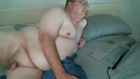 Snapshot of justmedm64 chatting on November 22, 1:26 am justmedm64 online show from November 22, 1:26 am