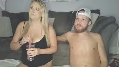 justmessingaround5 online show from November 24, 4:12 am