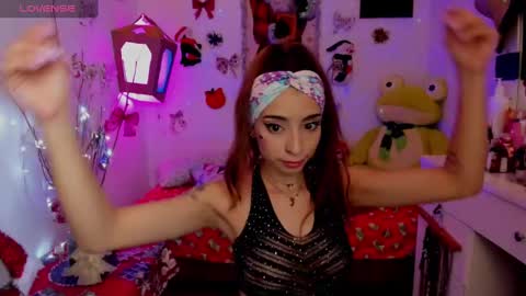 Mia online show from December 29, 5:42 am