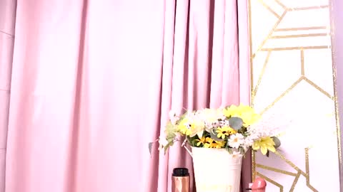Snapshot of justnala_ chatting on August 3, 9:04 am Nala online show from August 3, 9:04 am