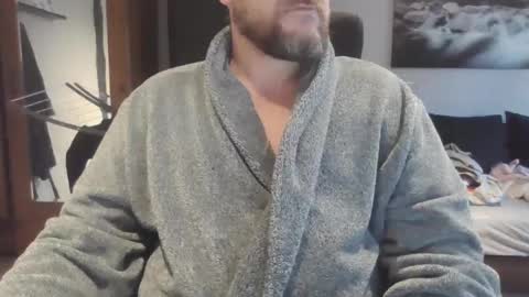 Snapshot of justniceman123 chatting on December 16, 8:31 am justniceman123 online show from December 16, 8:31 am