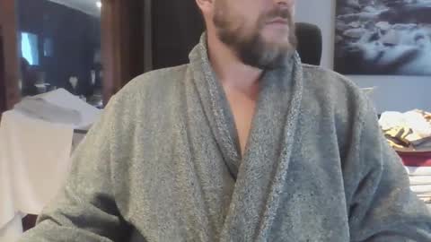 Snapshot of justniceman123 chatting on January 3, 8:32 am justniceman123 online show from January 3, 8:32 am