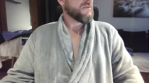 Snapshot of justniceman123 chatting on February 13, 6:52 am justniceman123 online show from February 13, 6:52 am