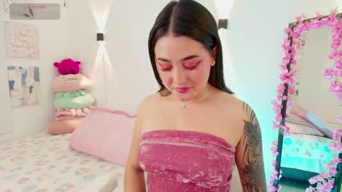 Snapshot of justonecute chatting on September 23, 2:14 am Emy online show from September 23, 2:14 am