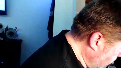 Snapshot of justsetfree chatting on March 27, 6:41 am justsetfree online show from March 27, 6:41 am