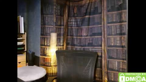 Snapshot of justshutupandwatch chatting on November 25, 6:46 am M. Dean online show from November 25, 6:46 am