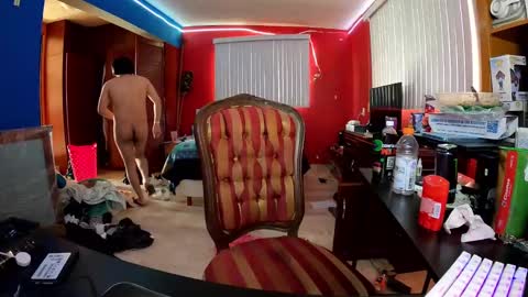 Snapshot of justsky117 chatting on January 28, 9:19 pm justsky117 online show from January 28, 9:19 pm