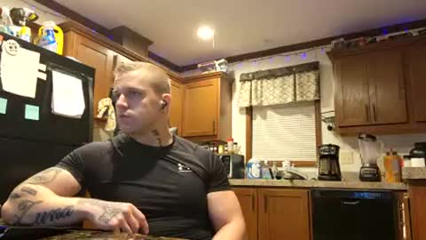 Snapshot of justus0624 chatting on July 18, 4:38 am justus0624 online show from July 18, 4:38 am