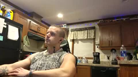 Snapshot of justus0624 chatting on July 21, 2:47 am justus0624 online show from July 21, 2:47 am
