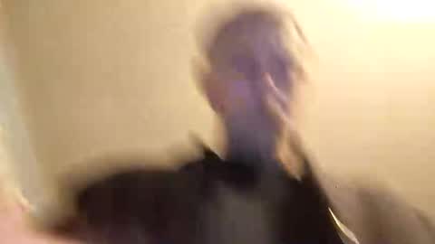Snapshot of justwant2strokeit chatting on March 31, 9:21 am justwant2strokeit online show from March 31, 9:21 am