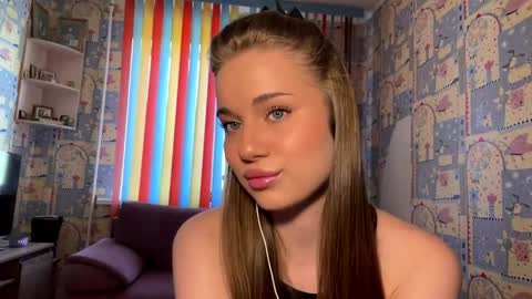Melissa online show from May 16, 6:54 am