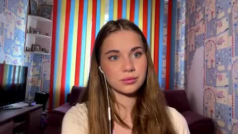 Melissa online show from June 15, 5:09 am