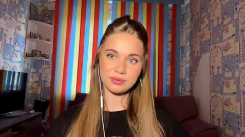 Melissa online show from June 17, 4:26 am