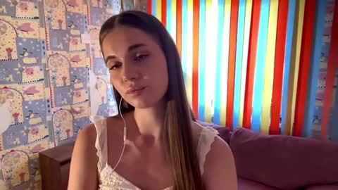 Melissa online show from July 28, 11:17 am