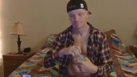juucyyjayy online show from April 22, 4:37 am