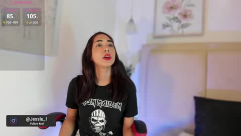 Snapshot of jvenuss chatting on February 6, 7:40 pm ees 3 online show from February 6, 7:40 pm