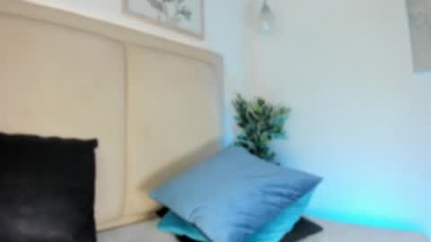 Snapshot of jvenuss chatting on February 12, 10:37 pm ees 3 online show from February 12, 10:37 pm