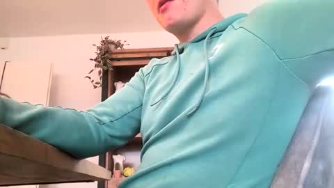Snapshot of jwdick21 chatting on October 22, 9:42 am jwdick21 online show from October 22, 9:42 am